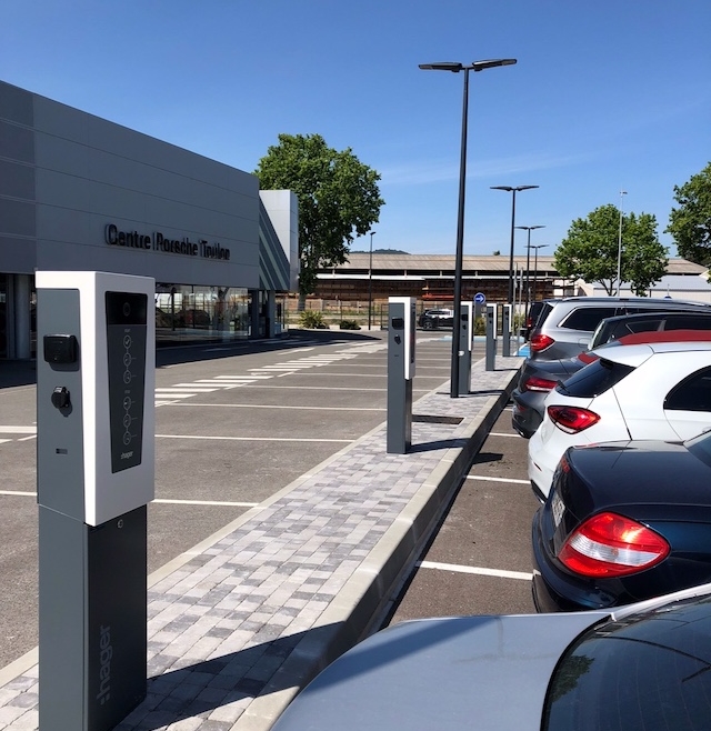 Bornes de recharge de véhicules électriques